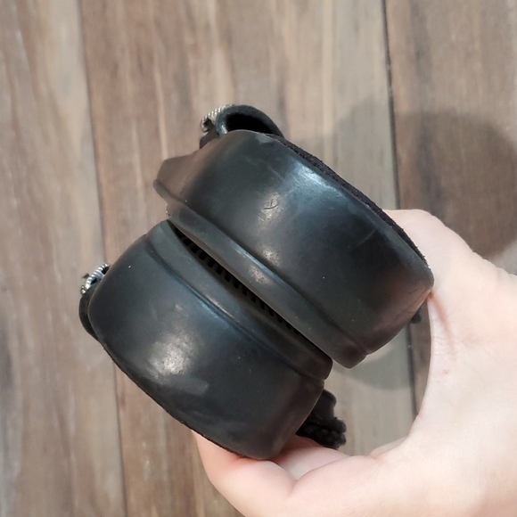 Minnetonka Womens leather flip flop flats sz 9M - Picture 5 of 10